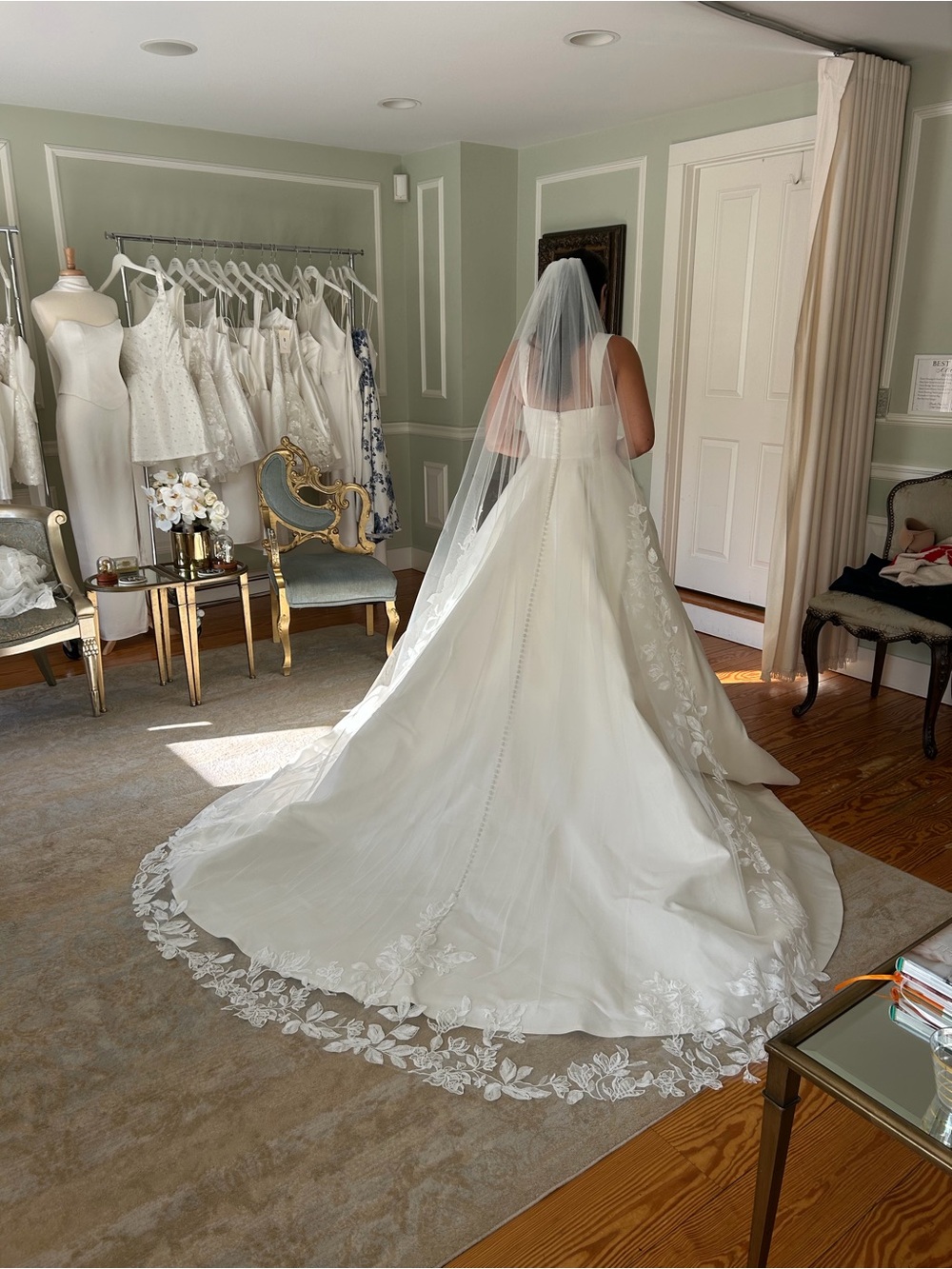 Kelly Faetanini Single-tier Cathedral Veil